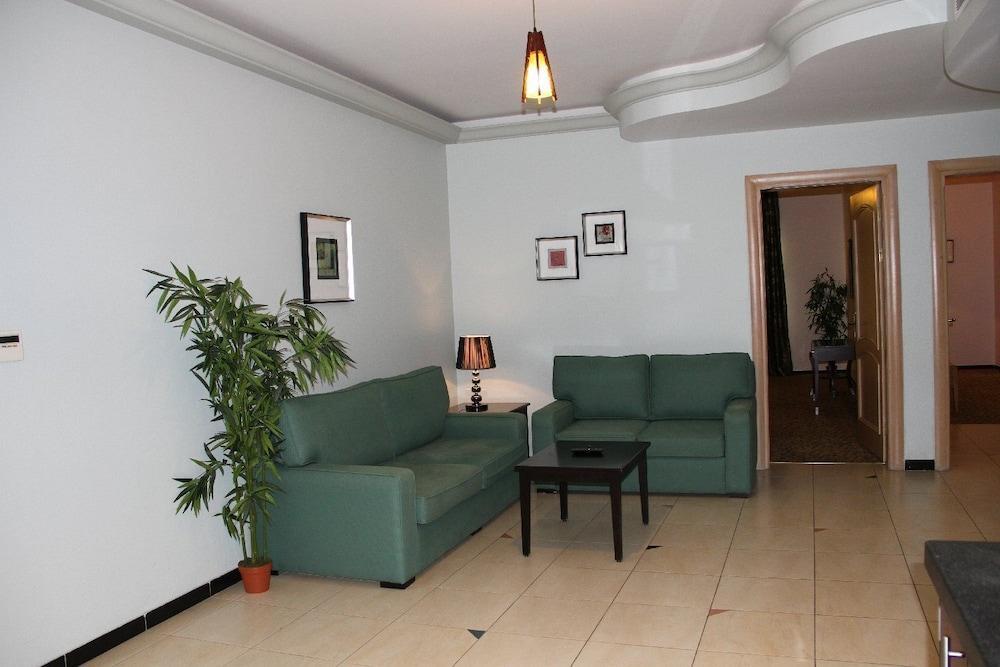 Platinium Park Hotel Ta'if Bagian luar foto