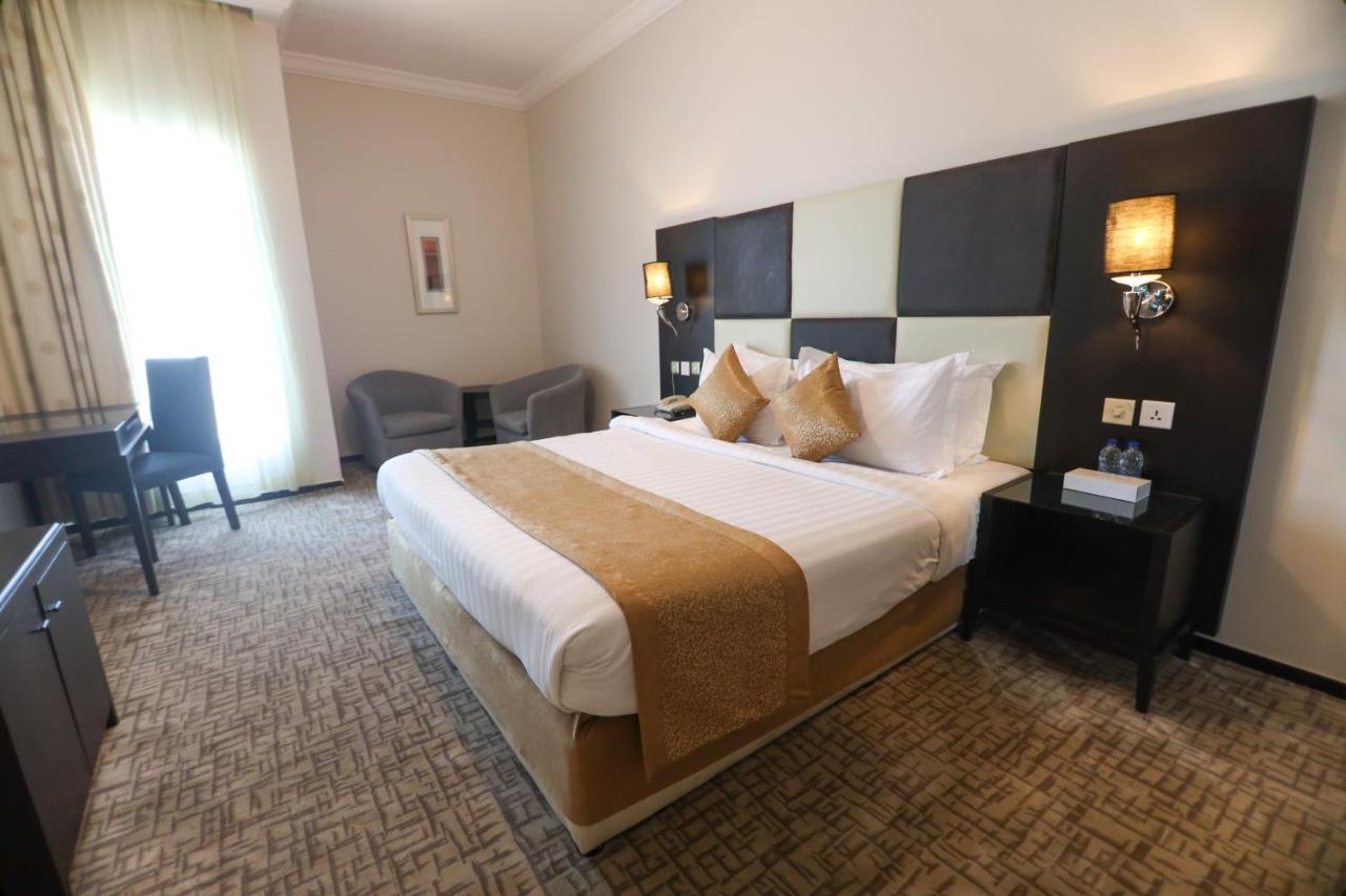 Platinium Park Hotel Ta'if Bagian luar foto