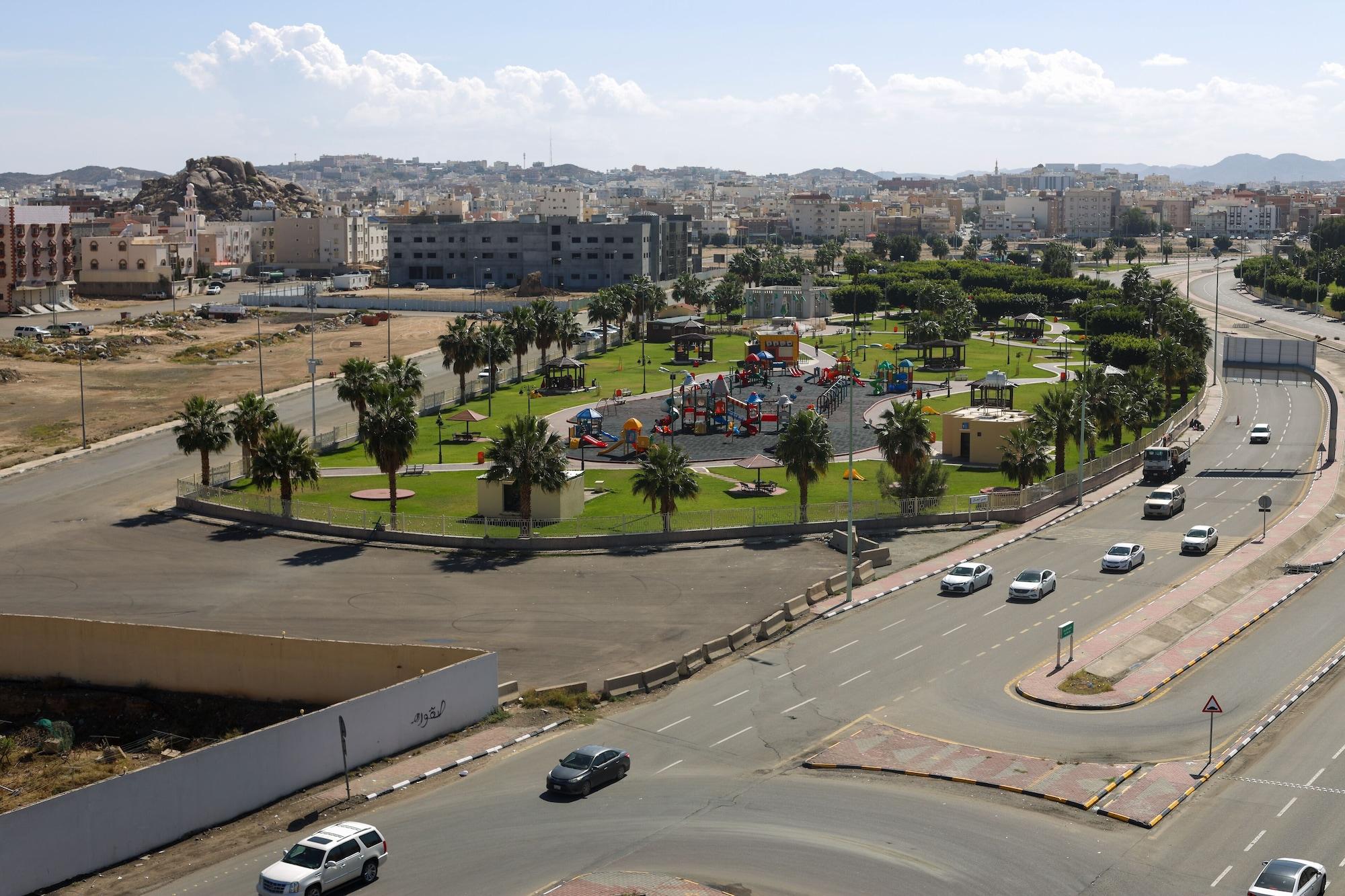 Platinium Park Hotel Ta'if Bagian luar foto
