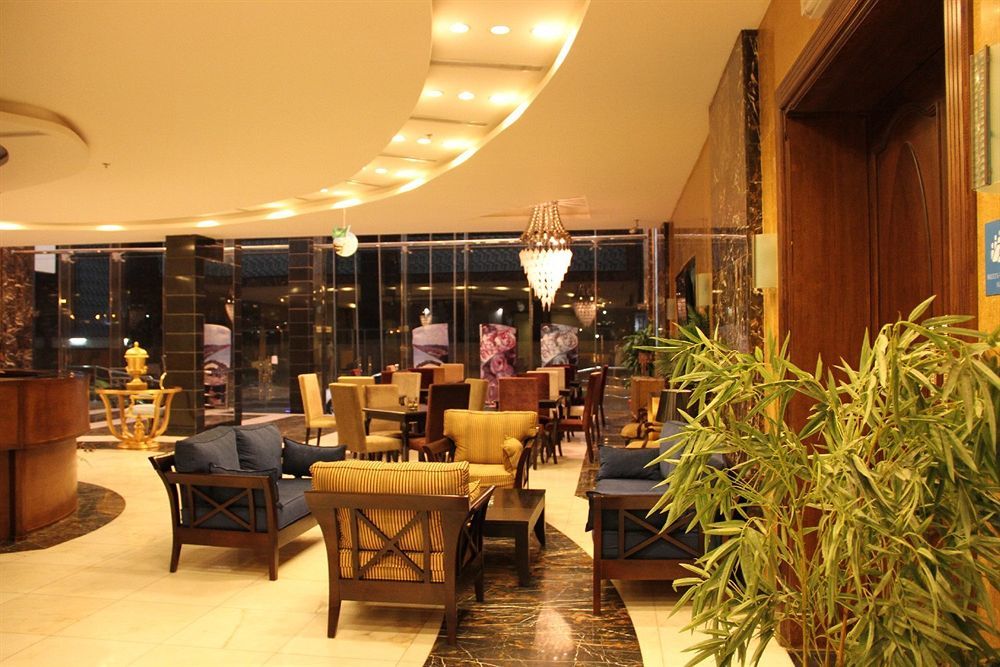 Platinium Park Hotel Ta'if Bagian luar foto