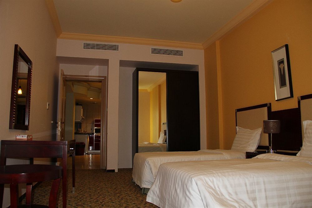 Platinium Park Hotel Ta'if Bagian luar foto