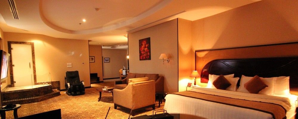 Platinium Park Hotel Ta'if Bagian luar foto