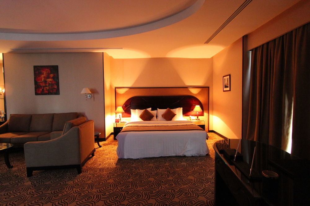Platinium Park Hotel Ta'if Bagian luar foto