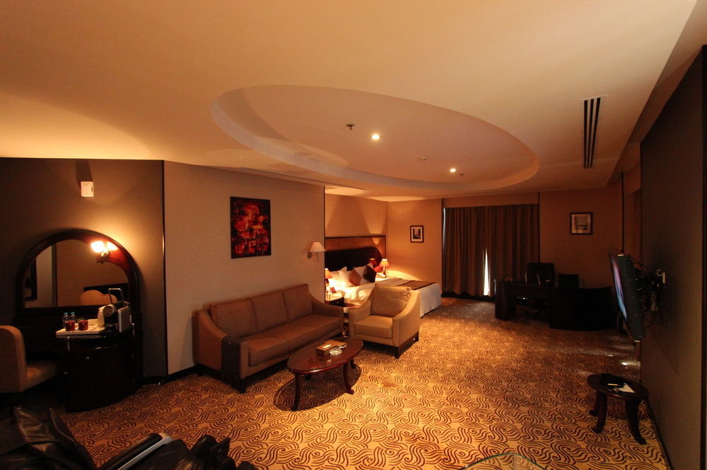 Platinium Park Hotel Ta'if Bagian luar foto