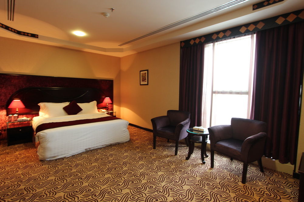 Platinium Park Hotel Ta'if Bagian luar foto